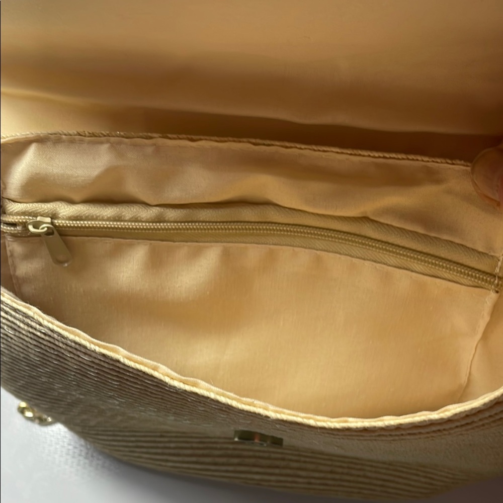 Beige and Turquoise Starfish Accent Women's Bag - Picture 4 of 4